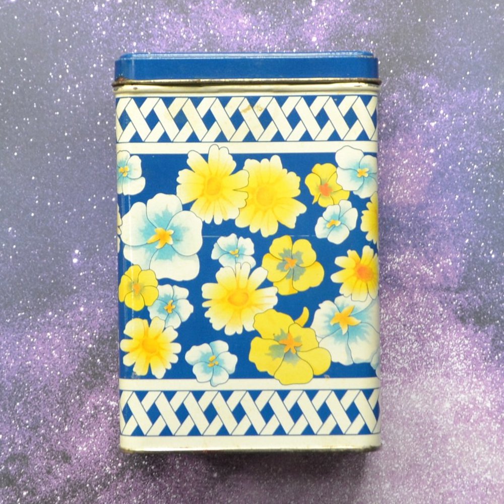 Vintage 1989 Equal Nutra Sweet Floral Tin Box